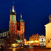 Отель Kasztel является удобной отправной точкой для посещения Кракова, что в 45 км